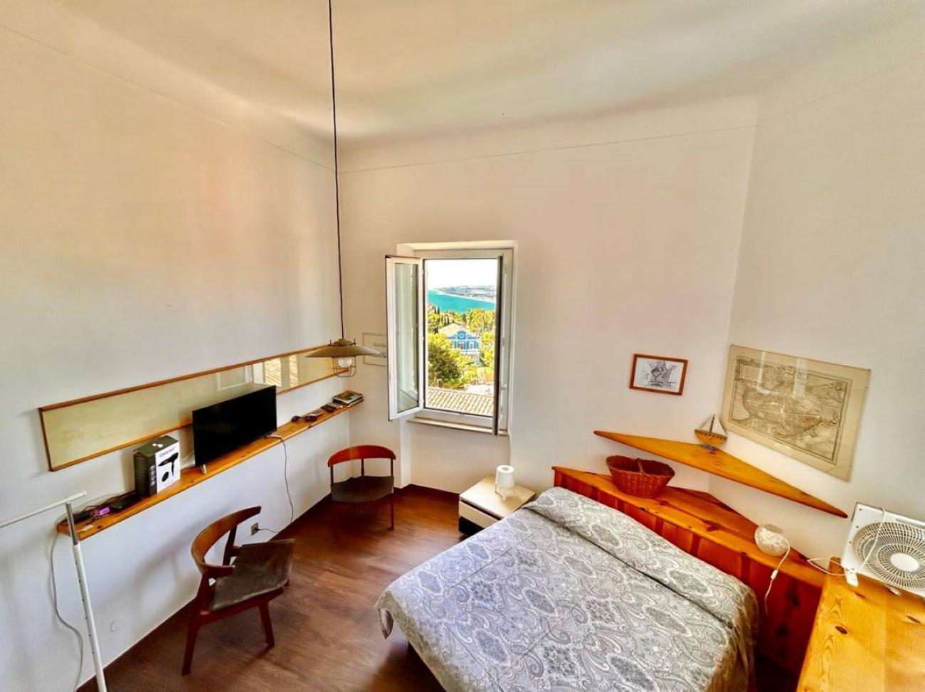 Paulis - Semiattico In Pieno Centro A Sirolo, Con Meravigliosa Vista Mare Apartment ภายนอก รูปภาพ